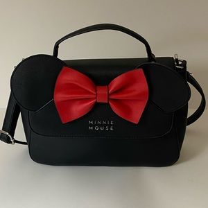 Loungefly Minnie Mouse Crossbody purse